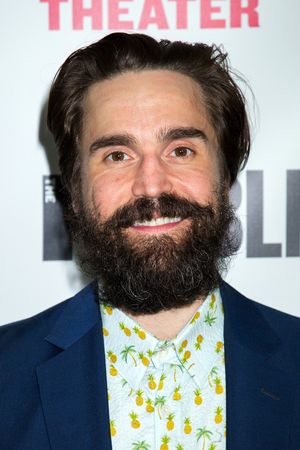 Joe Tapper @ BroadwayWorld Joe Tapper Photo