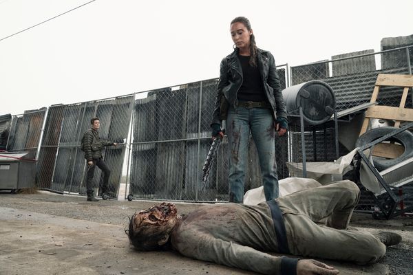 Maggie Grace as Althea, Alycia Debnam-Carey as Alicia Clark Photo