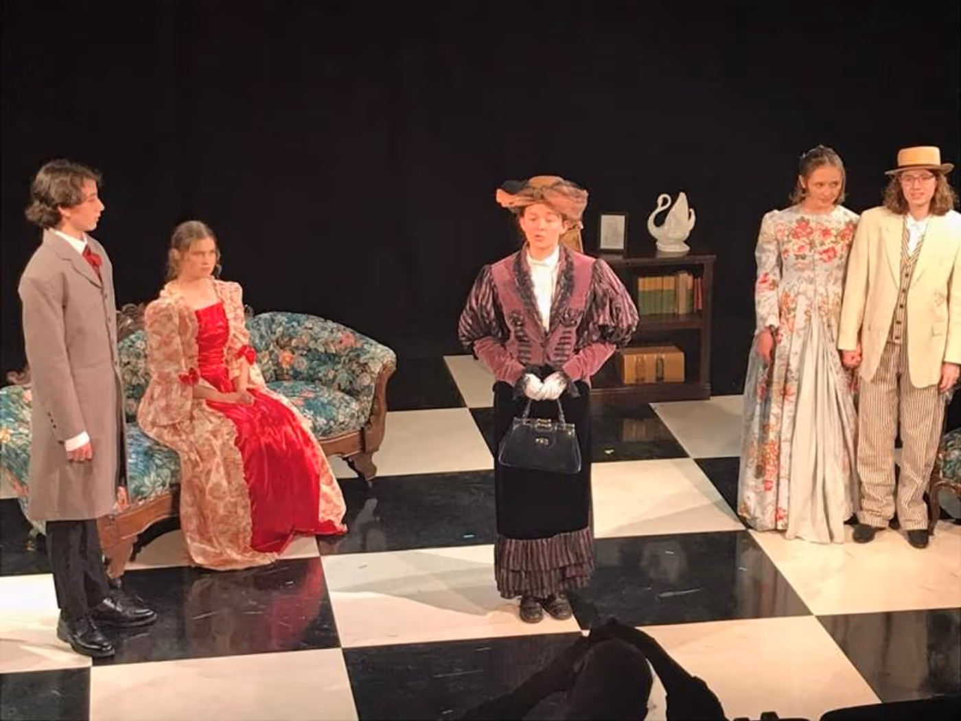 Interview: Liam Mitchell And Clara West of THE IMPORTANCE OF BEING EARNEST with the Upstart Crows Of Santa Fe  Image