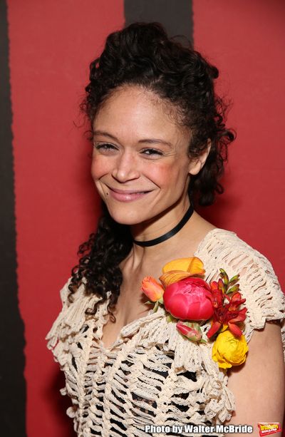Amber Gray  Photo