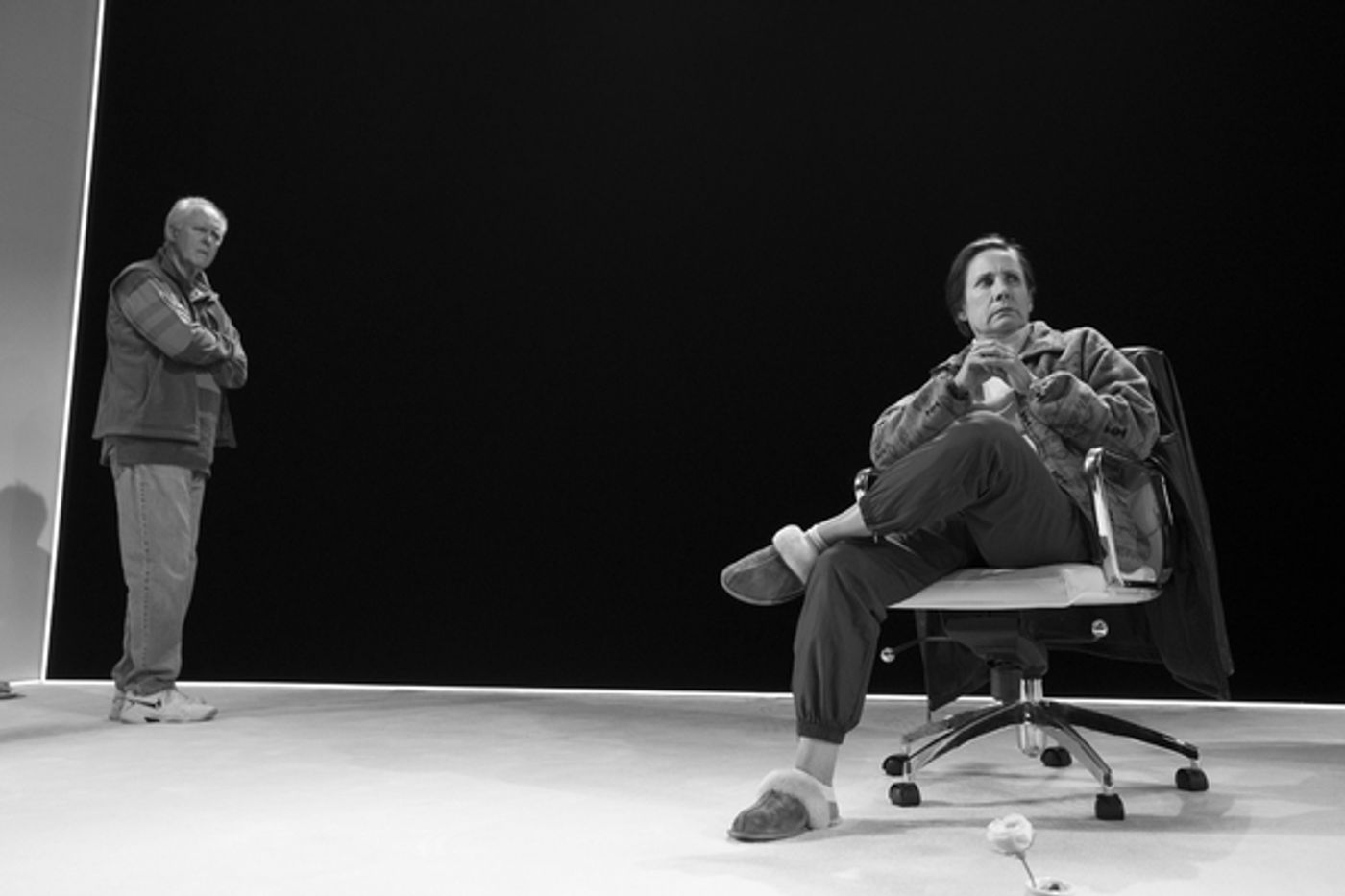 Photo Flash: First Look at Laurie Metcalf, John Lithgow & More in HILLARY AND CLINTON on Broadway!  Image