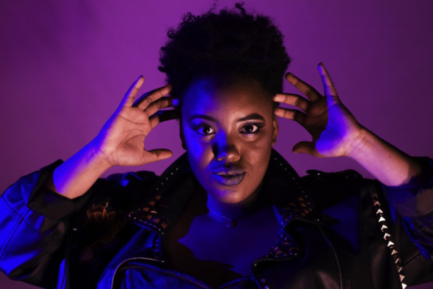 Photo Flash: First Look at Ringwald's HEAD OVER HEELS  Image