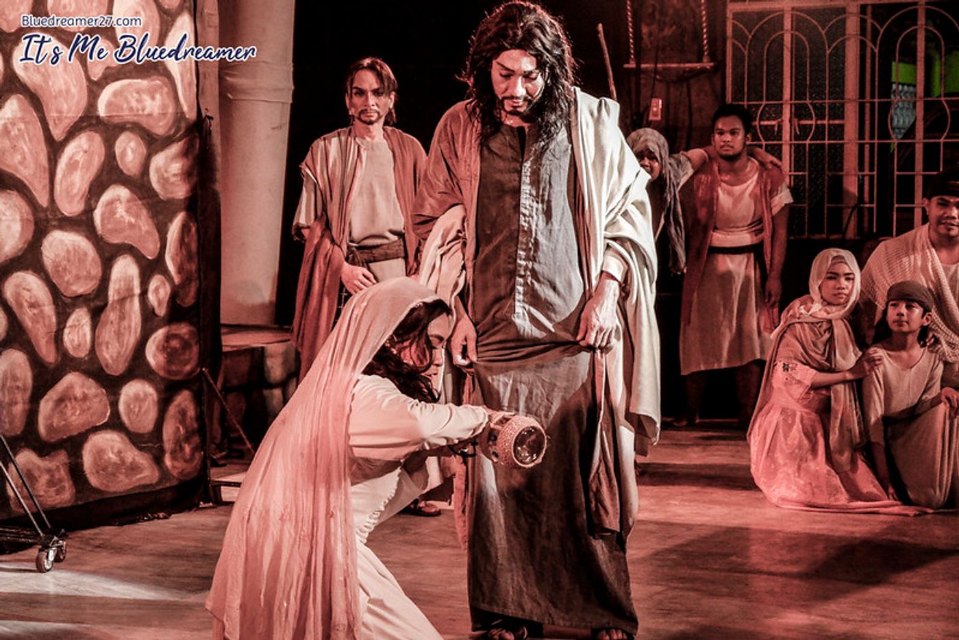 Photo Flash: Teatro Mensaheros Stages DAAN NG KRUS in Rizal Park Today, Apr. 20  Image