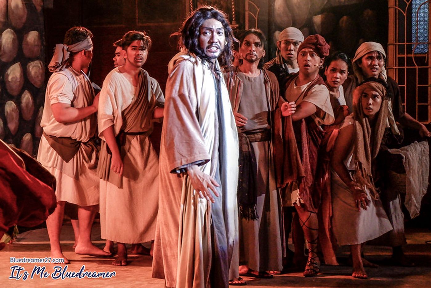 Photo Flash: Teatro Mensaheros Stages DAAN NG KRUS in Rizal Park Today, Apr. 20  Image