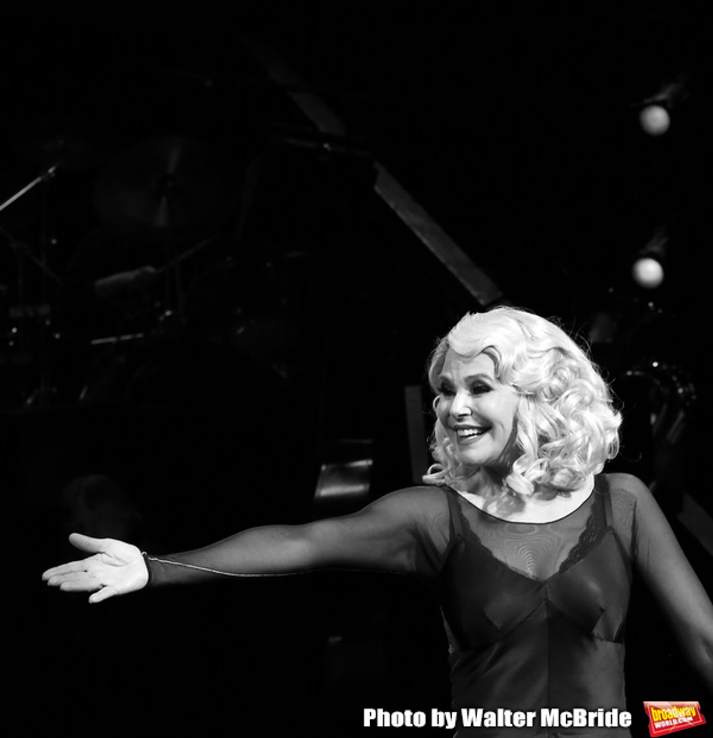 Photo Coverage: Christie Brinkley Returns to CHICAGO on Broadway  Image