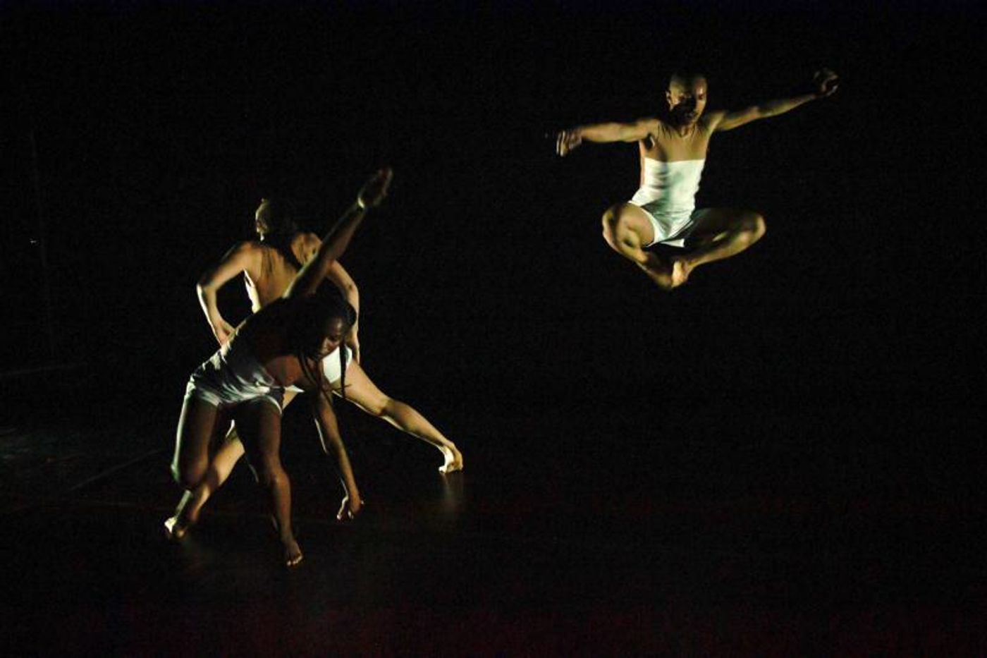 Review: LA DANCE FESTIVAL- 7 YEARS AND COUNTING at Luckman Fine Arts Complex  Image