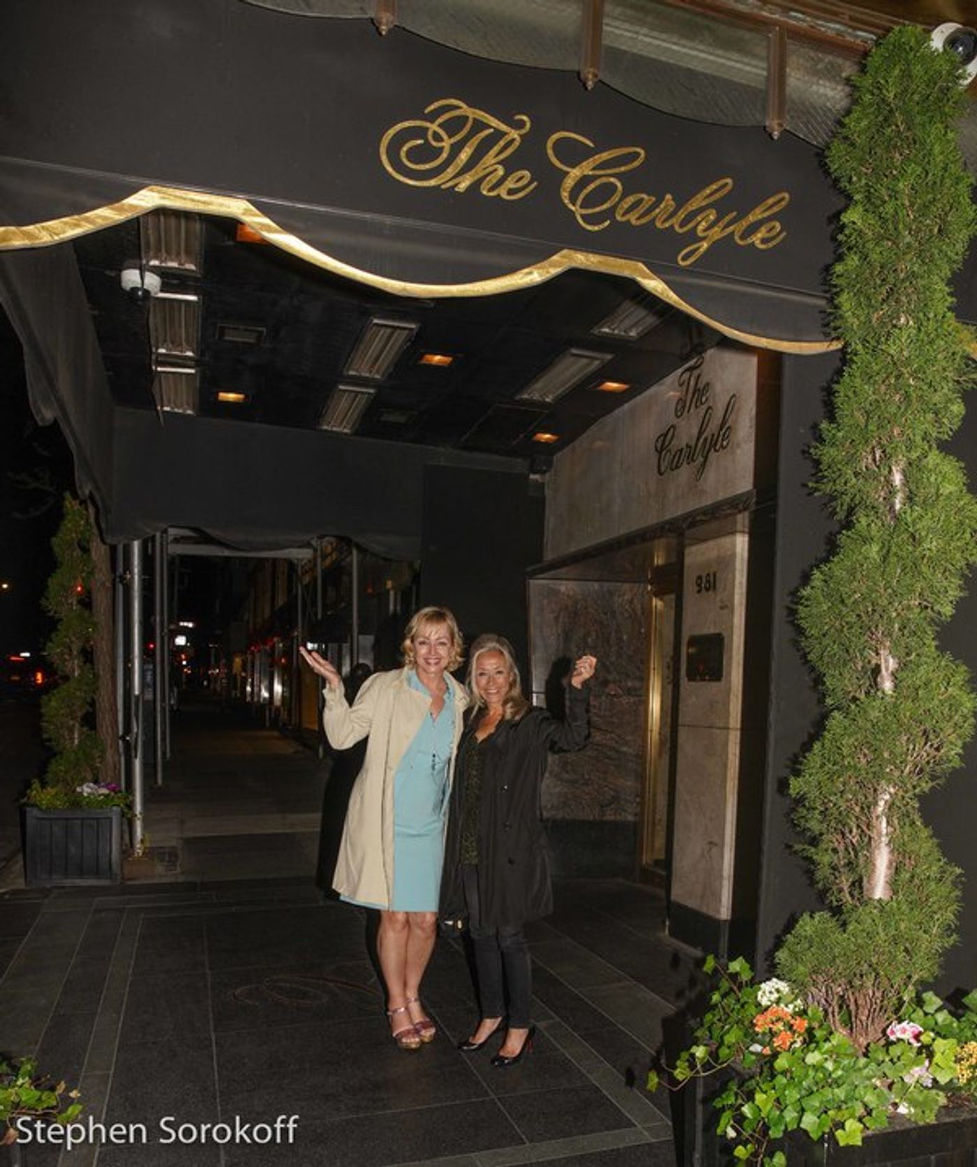Photo Coverage: Sundays at Bemelmans Bar Photo Coverage: Sundays at Bemelmans Bar Image