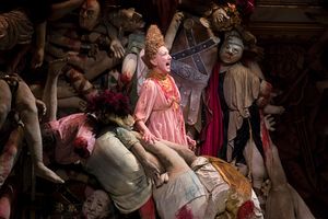 Julie White @ BroadwayWorld Julie White Photo