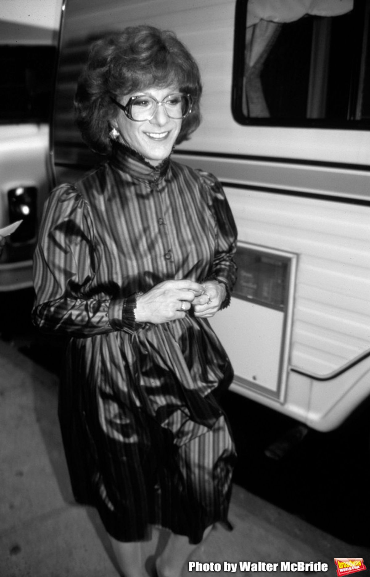 Dustin Hoffman on the set filming TOOTSIE on June 9, 1982 in New York City.
 at 