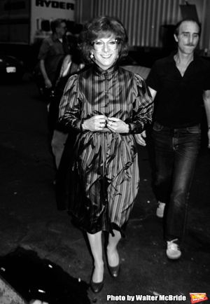 Dustin Hoffman on the set filming TOOTSIE on June 9, 1982 in New York City.
 Photo