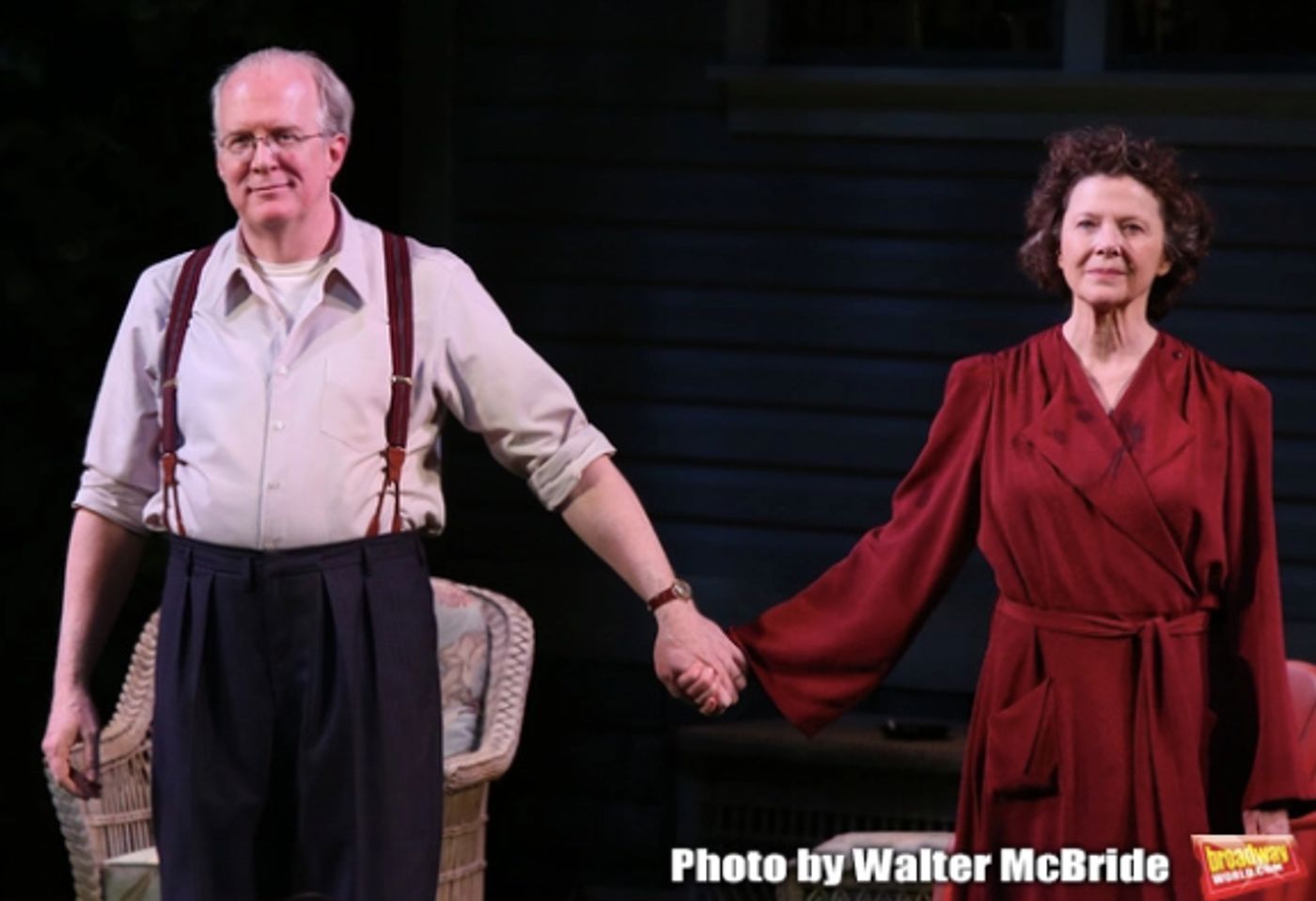 Wake Up With BWW 4/23: TOOTSIE Opens, Outer Critics Circle Award Nominations, and More!  Image