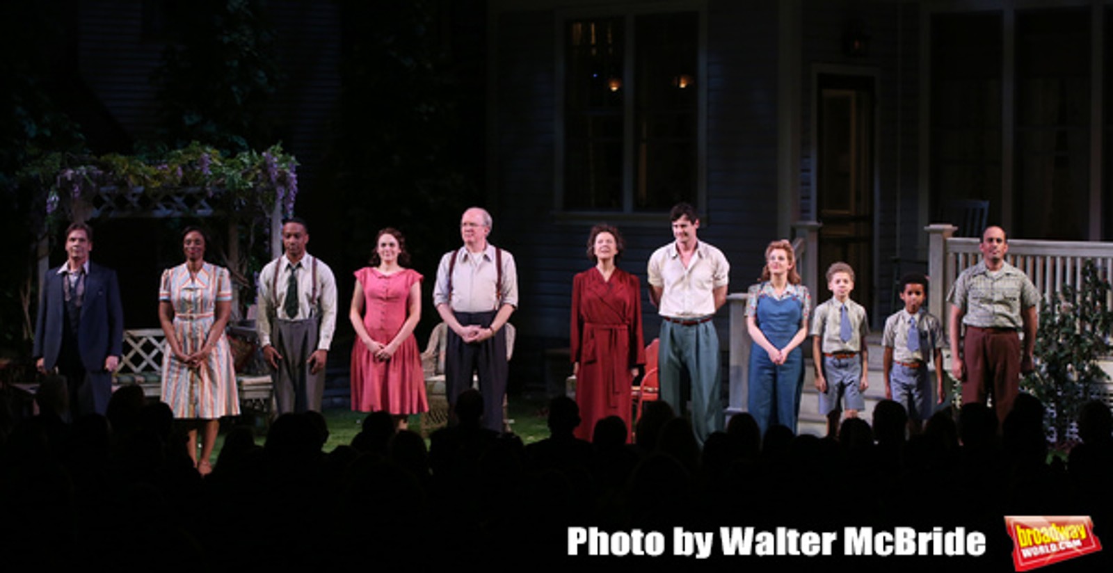 Photo Coverage: The Cast of ALL MY SONS, Starring Annette Bening, Takes Opening Night Bows — photo 21 of 28