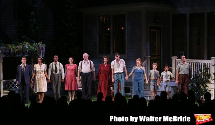 Photo Coverage: The Cast of ALL MY SONS, Starring Annette Bening, Takes Opening Night Bows  Image