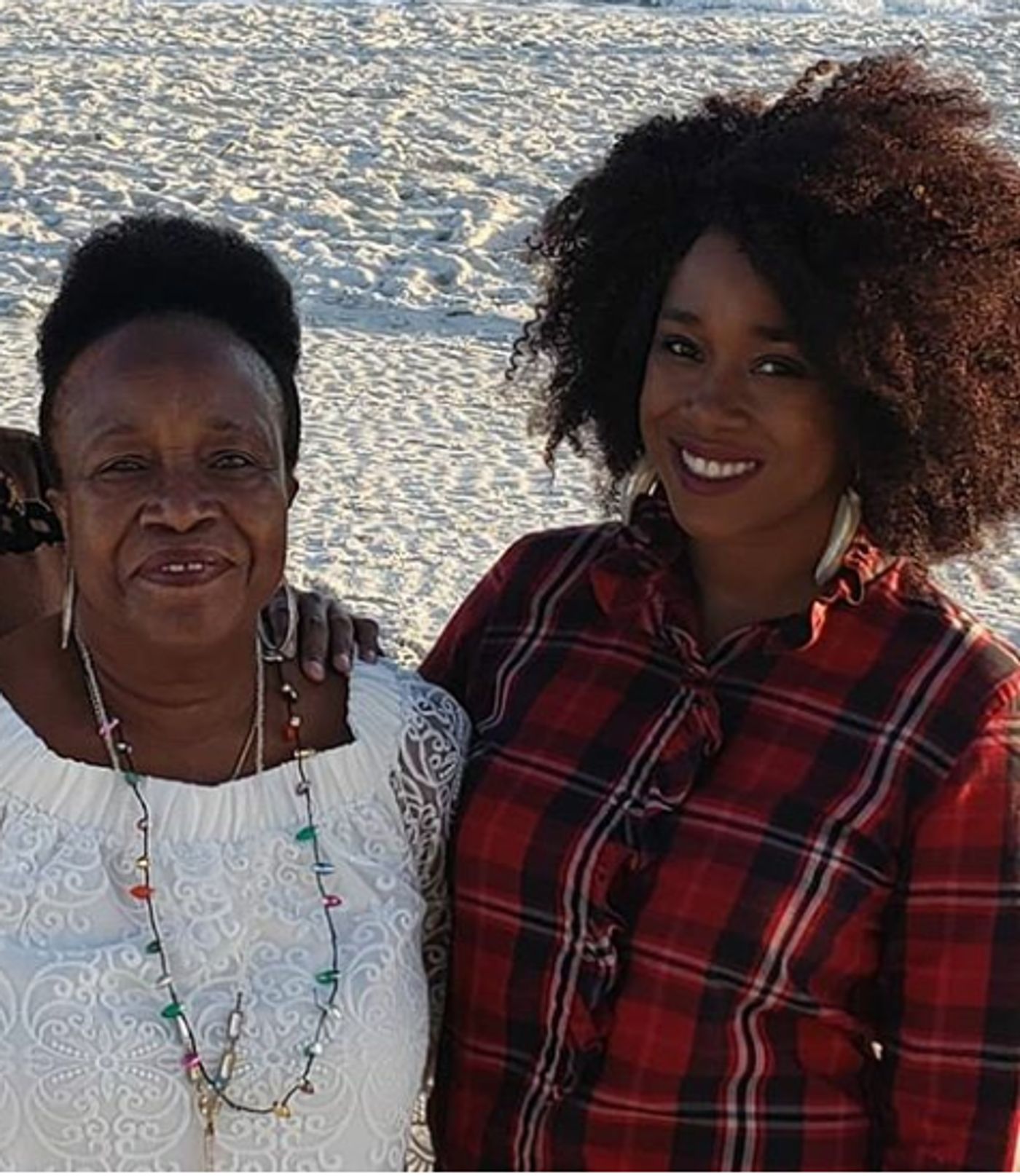 Mama Knows Best: Talking with CJ Walton & Scott Stewart from LISTEN TO YOUR MOTHER at Chaffin's Barn  Image