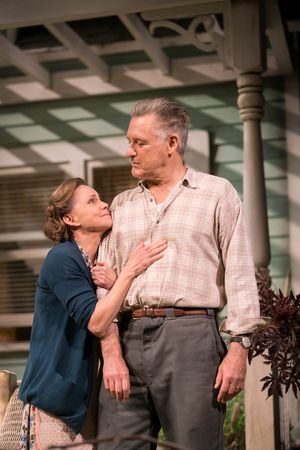 Sally Field (Kate Keller) and Bill Pullman (Joe Keller) Photo