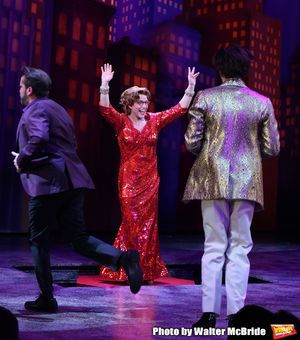 Santino Fontana with cast Photo