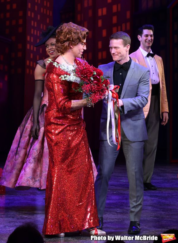 Photos: Santino Fontana and the Cast of TOOTSIE Take Their Opening Night Bows — photo 52 of 65