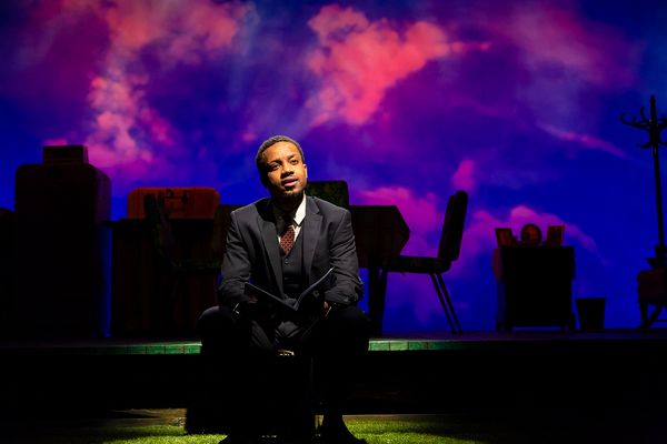 Photos: First Look at TOO HEAVY FOR YOUR POCKET at George Street Playhouse — photo 6 of 9