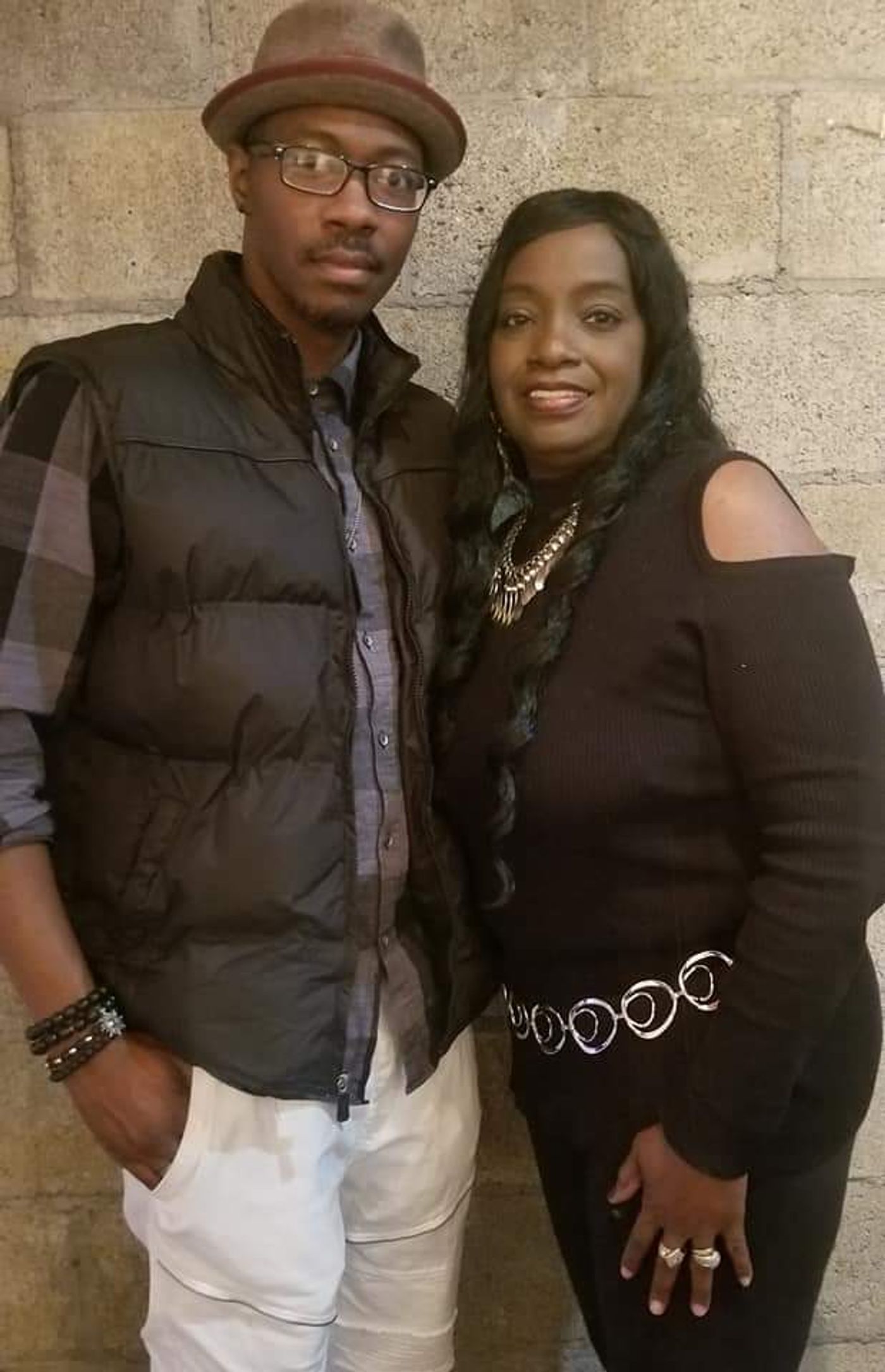 Mama Knows Best: Talking with Kim Nygren & Shawn Whitsell from LISTEN TO YOUR MOTHER Mama Knows Best: Talking with Kim Nygren & Shawn Whitsell from LISTEN TO YOUR MOTHER Image