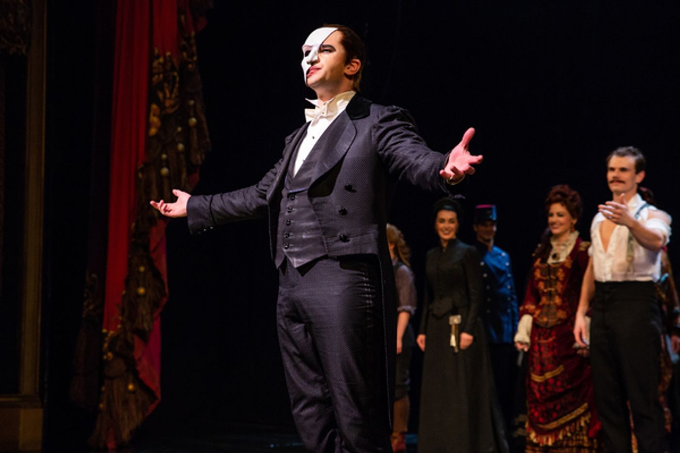Photo Flash: THE PHANTOM OF THE OPERA Celebrates 13,000 Performances on Broadway  Image