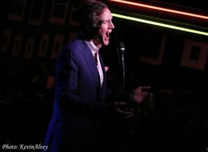 Howard McGillin Photo