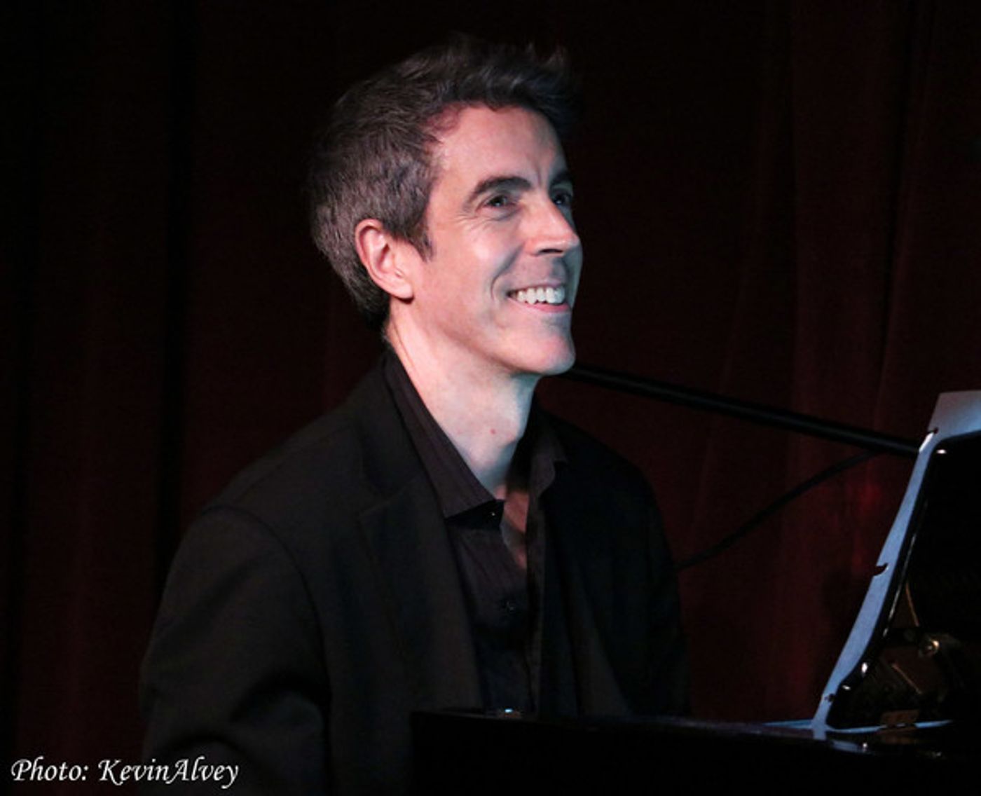 Photo Flash: Broadway at Birdland Features Howard McGillin  Image