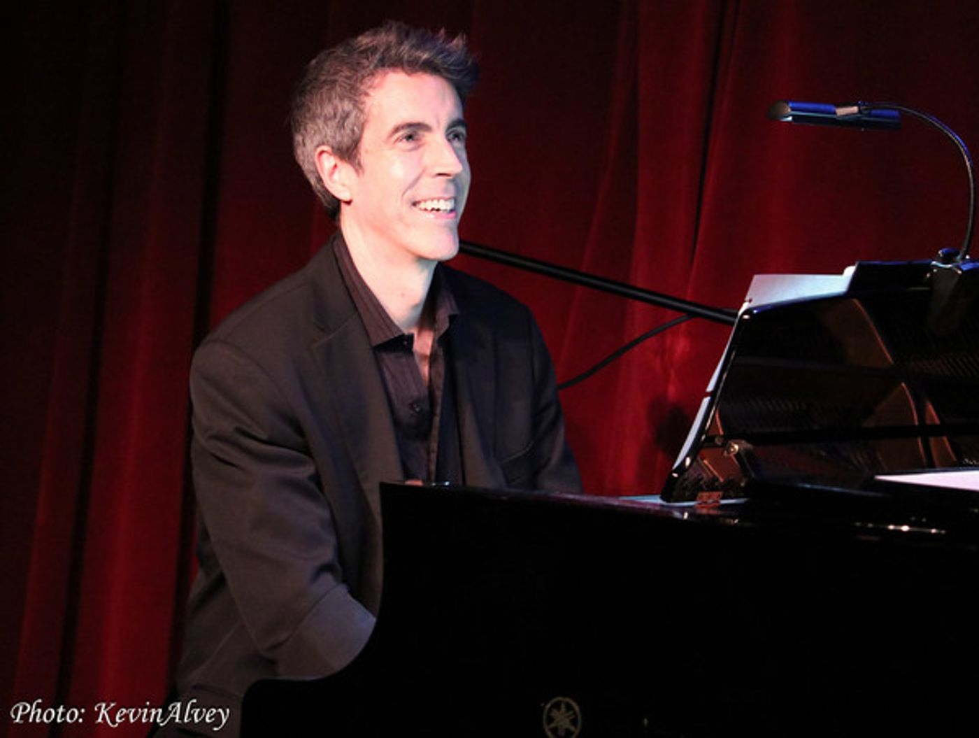 Photo Flash: Broadway at Birdland Features Howard McGillin  Image