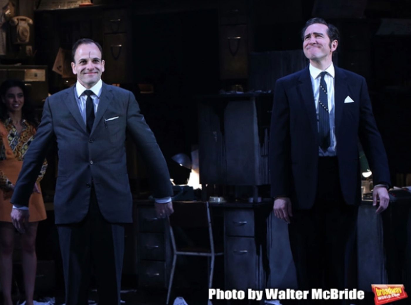 Wake Up With BWW 4/25: BEETLEJUICE Opens, Drama Desk Award Nominations Announced, and More!  Image