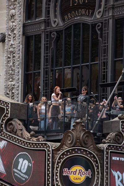 Justin Matthew Sargent, Lauren Zakrin, Mitch Jarvis, Katie Webber, Tessa Alves, and J Photo