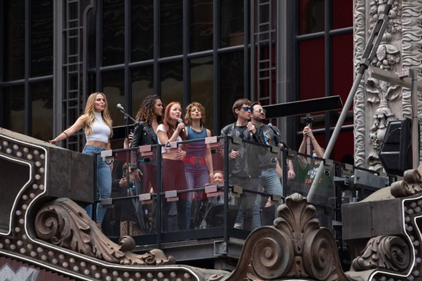 Photo Coverage: ROCK OF AGES Celebrates 10th Anniversary with Pop Up At Hard Rock Cafe!  Image
