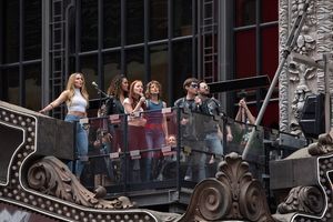 Justin Matthew Sargent, Lauren Zakrin, Mitch Jarvis, Katie Webber, Tessa Alves, and Jennifer Rias
@ BroadwayWorld Justin Matthew Sargent, Lauren Zakrin, Mitch Jarvis, Katie Webber, Tessa Alves, and J Photo