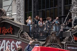 Justin Matthew Sargent, Lauren Zakrin, Mitch Jarvis, Katie Webber, Tessa Alves, and Jennifer Rias
@ BroadwayWorld Justin Matthew Sargent, Lauren Zakrin, Mitch Jarvis, Katie Webber, Tessa Alves, and J Photo