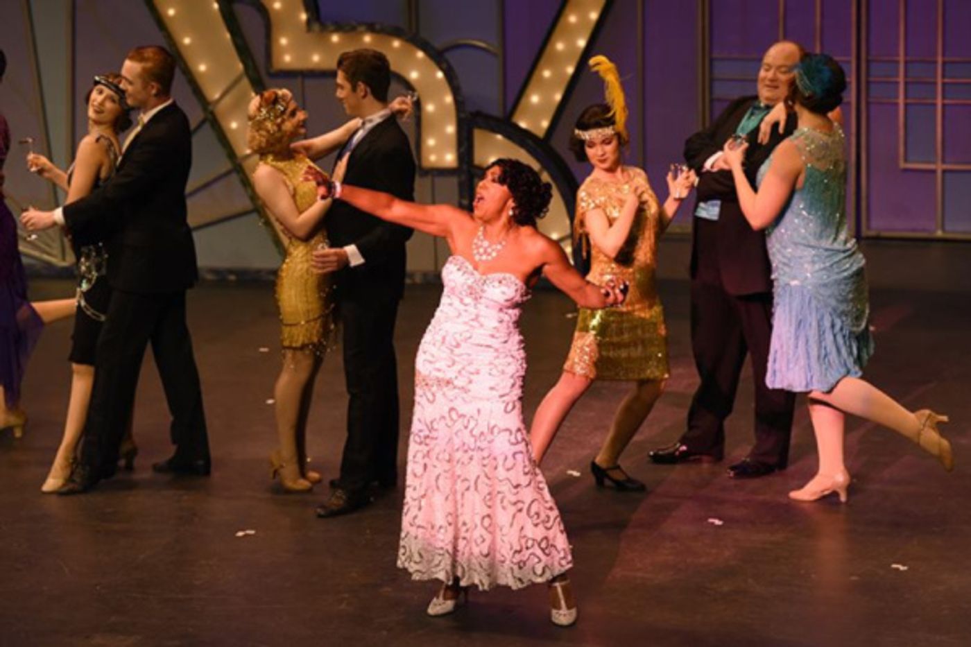 Photo Flash: Dawnn Lewis Stars in SMTC's THOROUGHLY MODERN MILLIE  Image