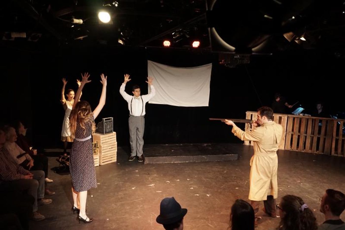 Review: BONNIE & CLYDE at MainLine Theatre  Image