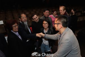 Huang Ruo greets the audience. Photo