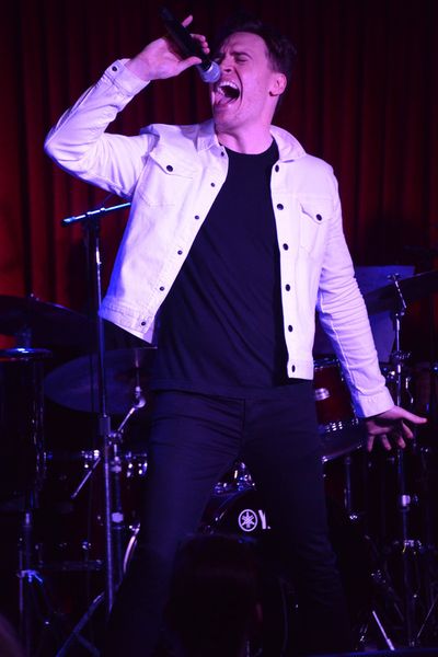 Erich Bergen Photo