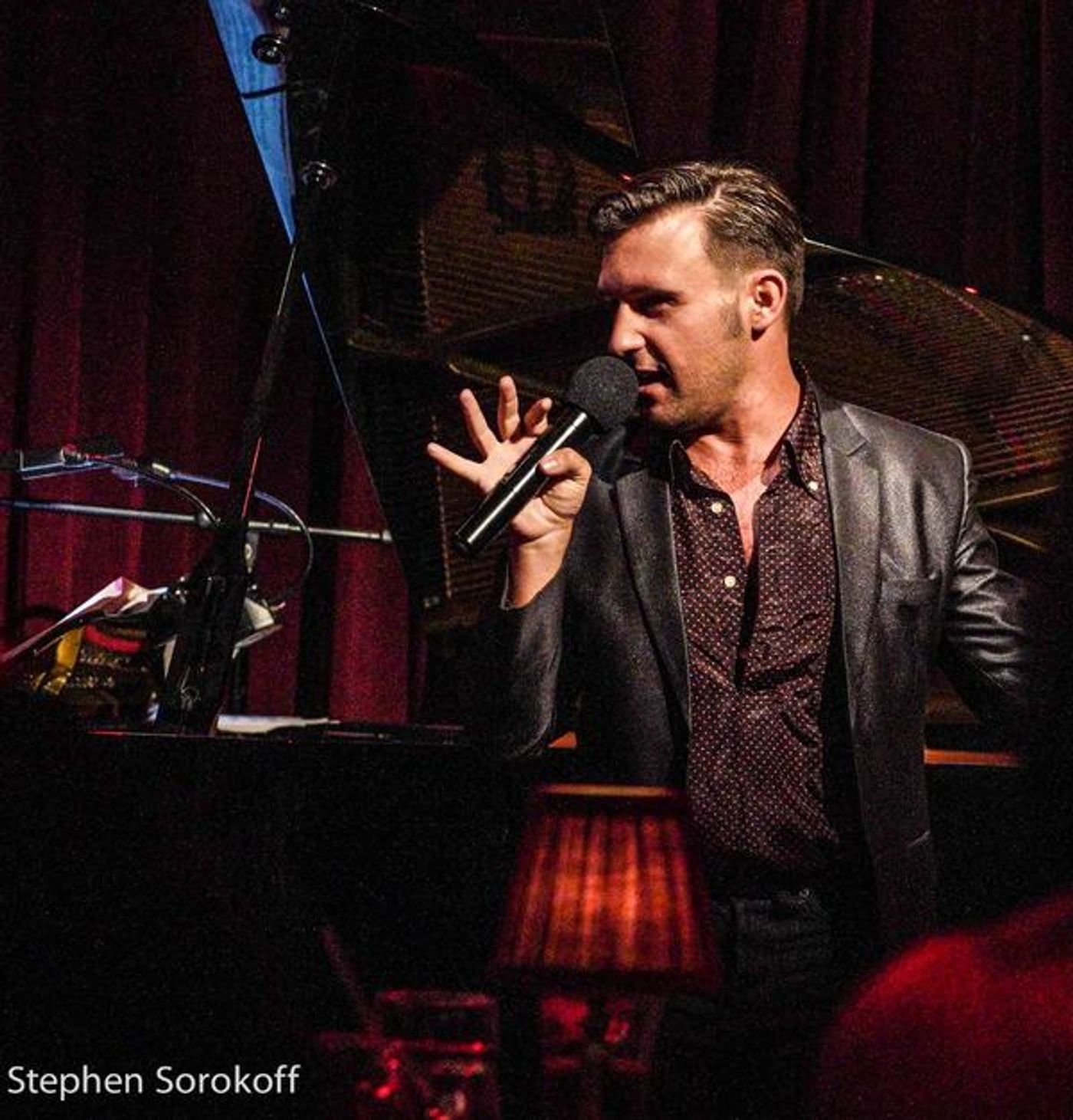 Photo Coverage: Nicolas King Raises The Tide At The Beach Cafe  Image