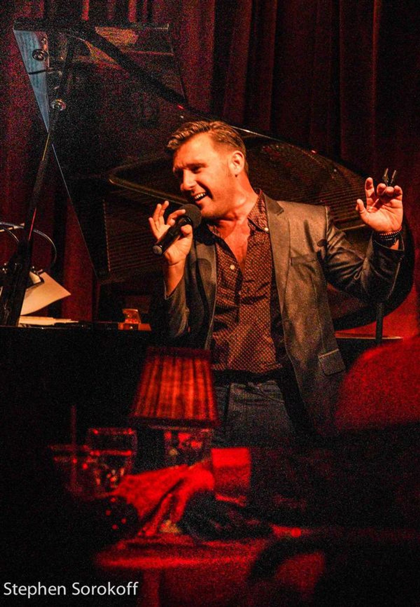 Photo Coverage: Nicolas King Raises The Tide At The Beach Cafe  Image