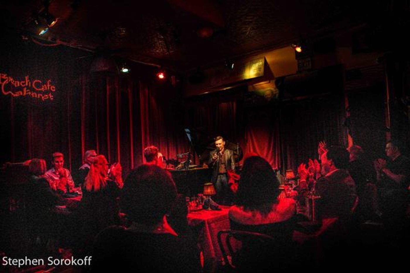 Photo Coverage: Nicolas King Raises The Tide At The Beach Cafe  Image