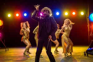 Ahmad Simmons as Ben Vereen Photo