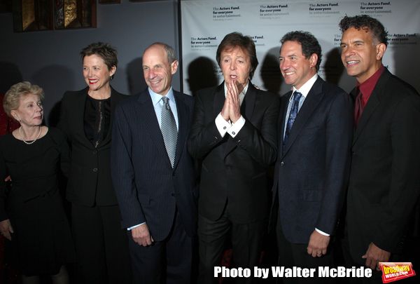 Jo Sullivan Loesser, Annette Bening, Jonathan Tisch,Annette Bening, Kevin McCollum &  Photo