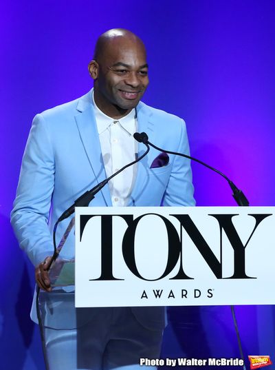 Brandon Victor Dixon Photo