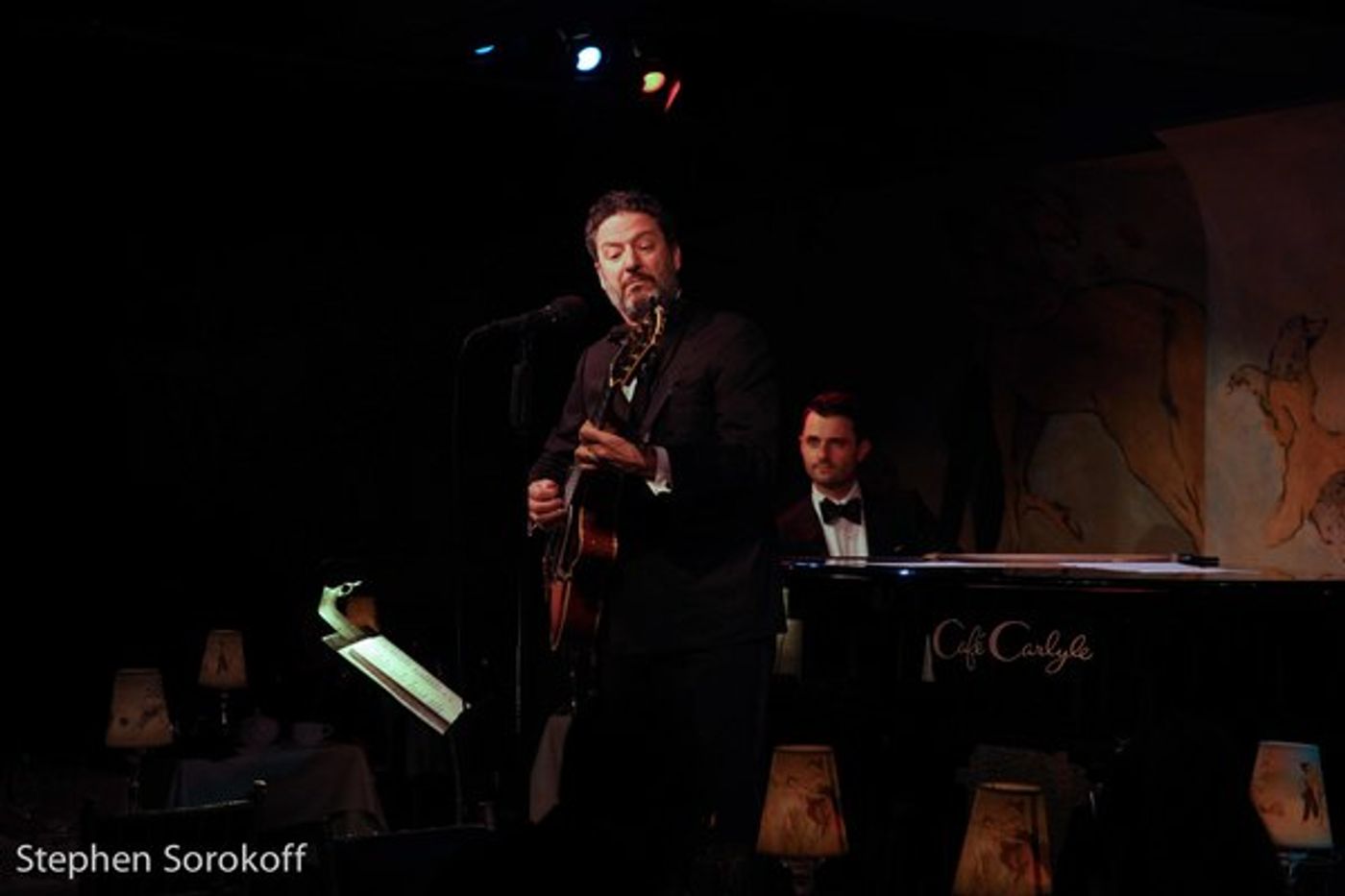 Photo Coverage: John Pizzarelli Celebrates Nat King Cole at Cafe Carlyle Photo Coverage: John Pizzarelli Celebrates Nat King Cole at Cafe Carlyle Image
