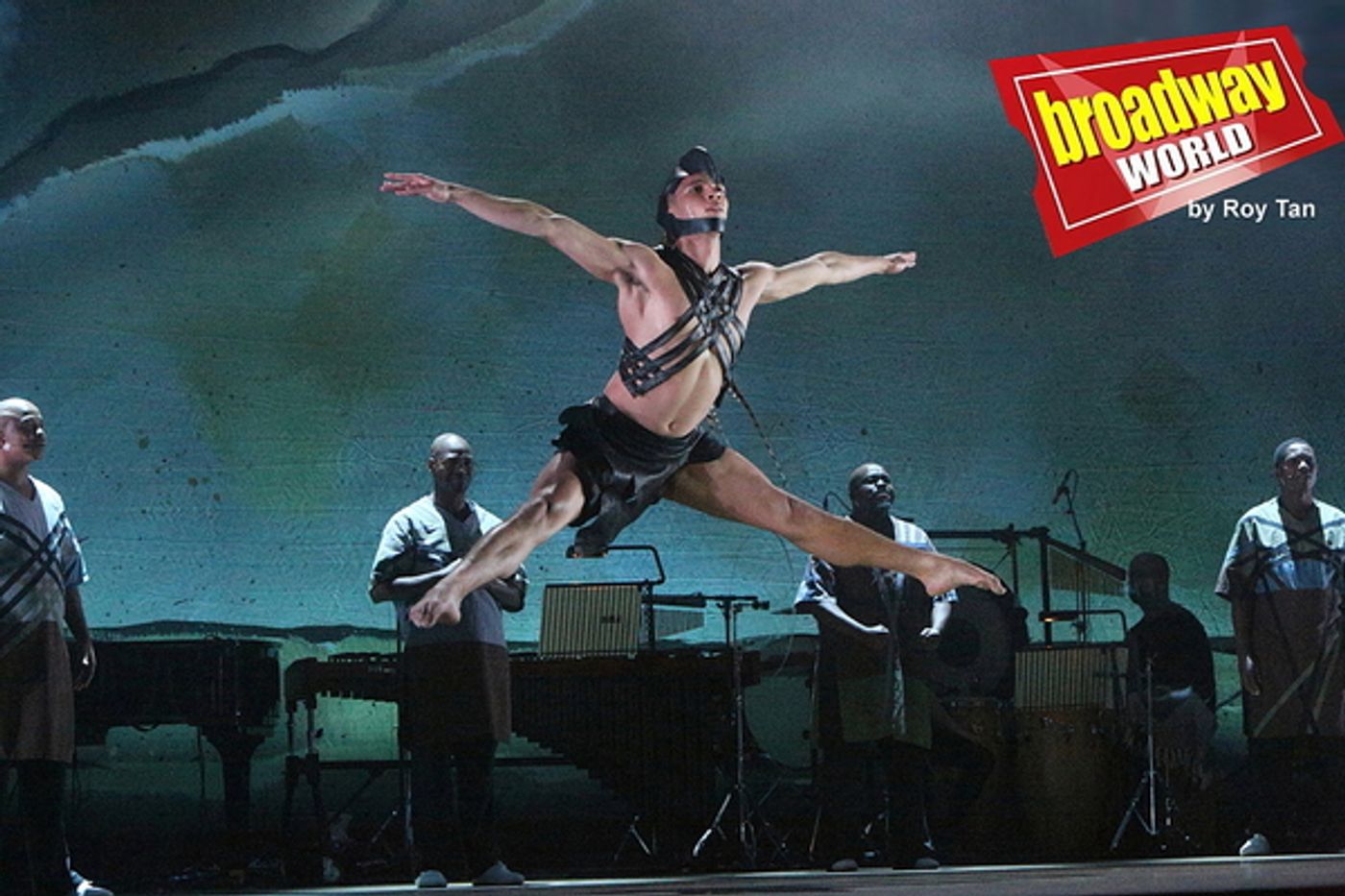 Photo Flash: Music And Dance Sensation INALA Makes West End Debut  Image