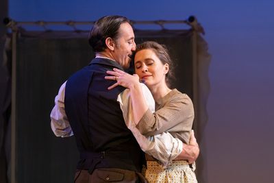 Robert Cavanah, Madeleine Worrall Photo