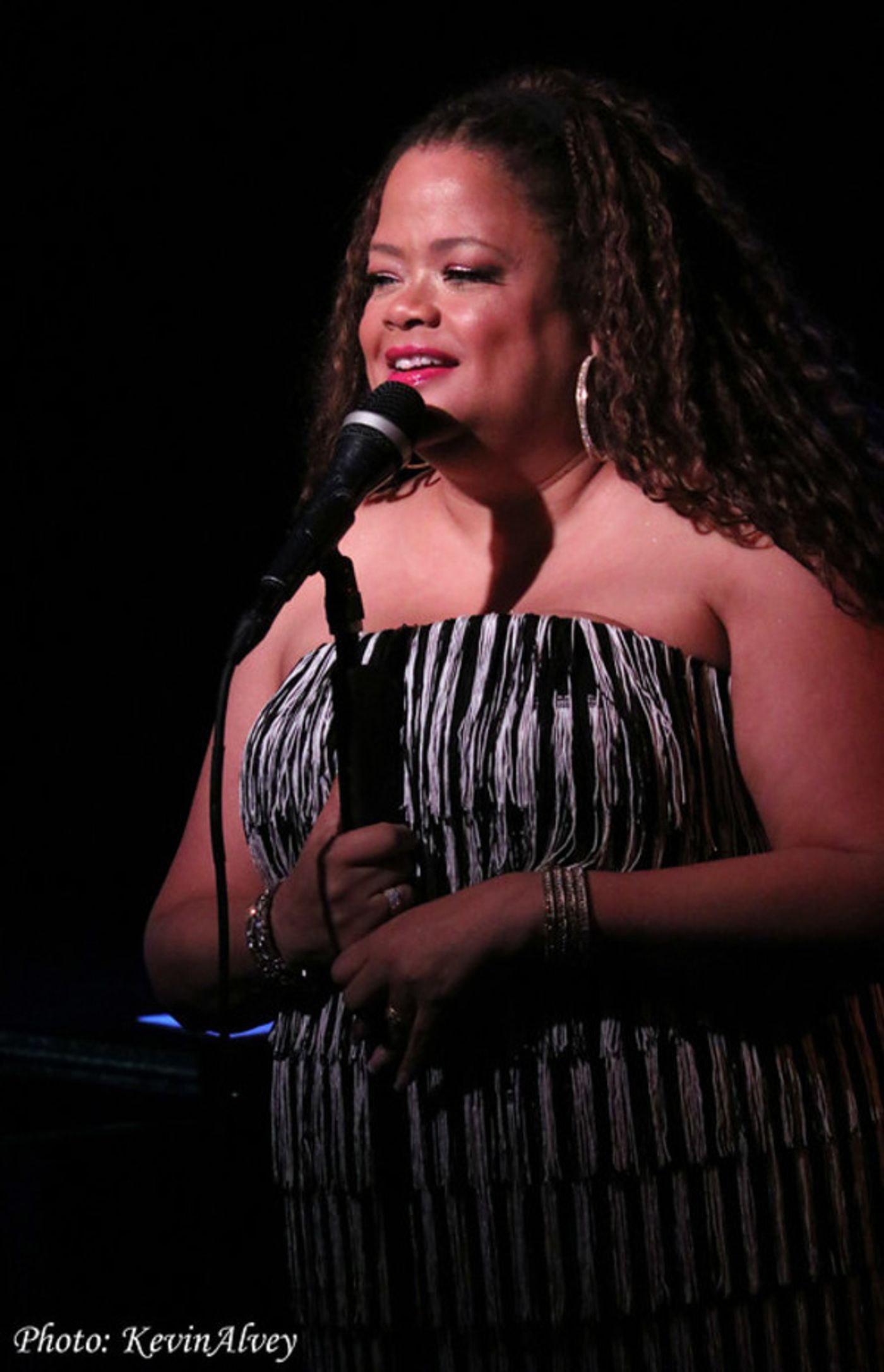 Photo Flash: Natalie Douglas Returns to Birdland  Image