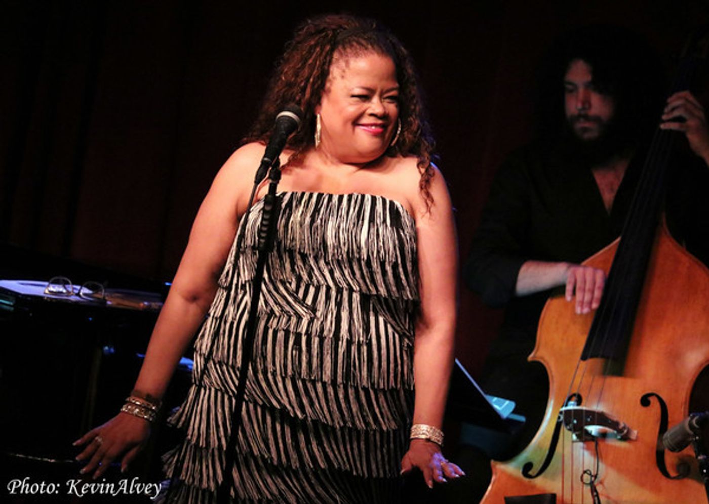 Photo Flash: Natalie Douglas Returns to Birdland  Image