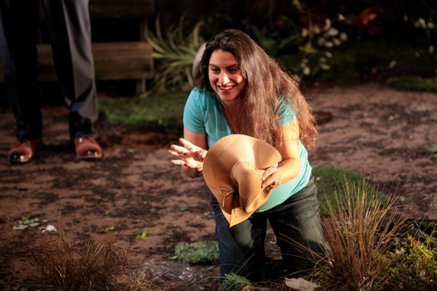 Photo Flash: First Look at Aurora Theatre's NATIVE GARDENS Photo Flash: First Look at Aurora Theatre's NATIVE GARDENS Image