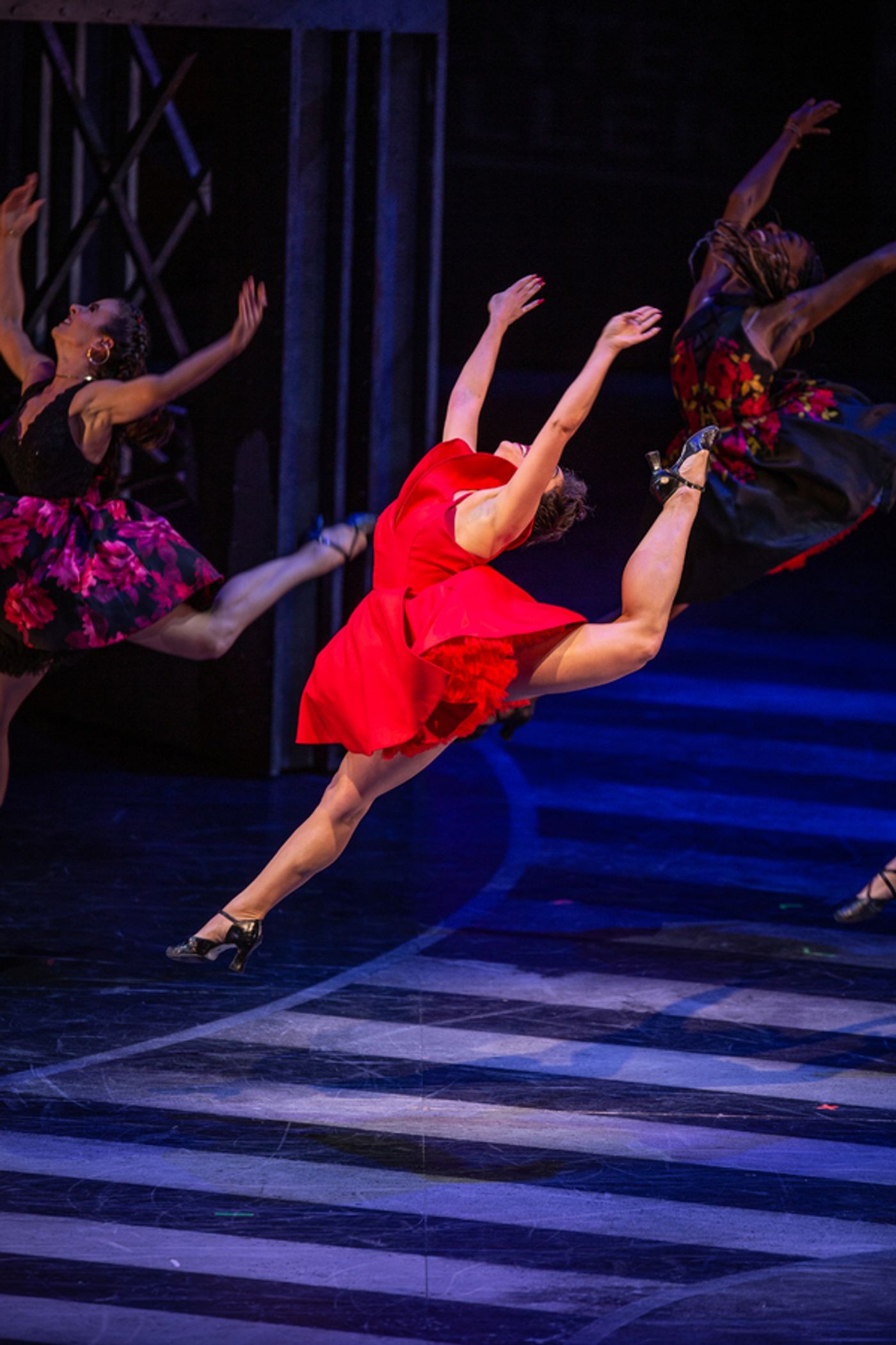 Photo Flash: First Look at Corey Cott and More in WEST SIDE STORY at Lyric  Image