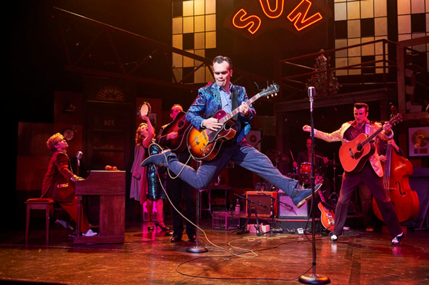 Photo Flash: First Look at Great Lake Theater's MILLION DOLLAR QUARTET  Image